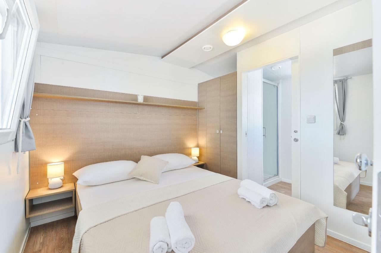Mobile House Nord 1 Laguna Villa Turanj Ngoại thất bức ảnh