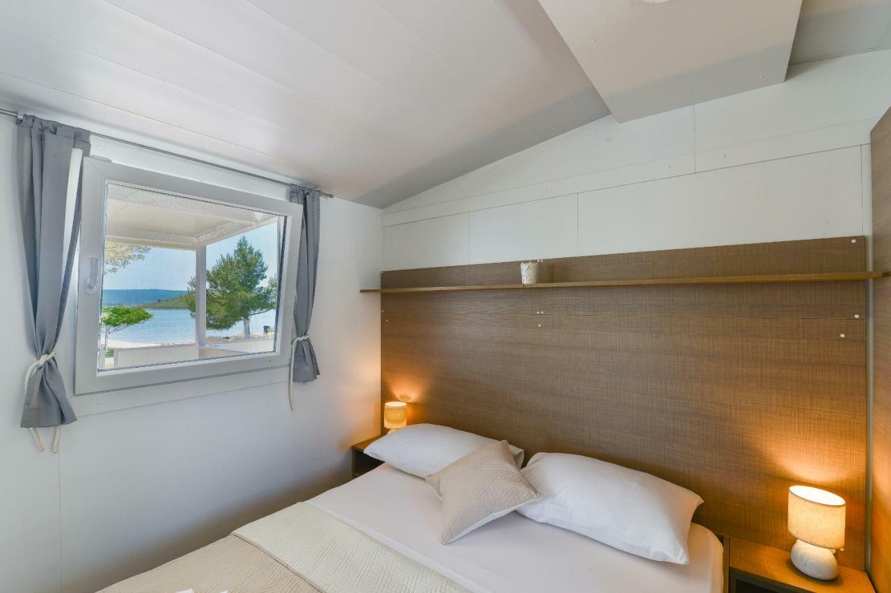 Mobile House Nord 1 Laguna Villa Turanj Ngoại thất bức ảnh